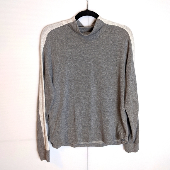 Revolve Monrow Gray Two Toned Turtleneck Size S - Picture 2 of 9